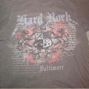 Vintage Hard Rock Baltimore Distressed Graphic Tee - Y2K Grunge Shirt